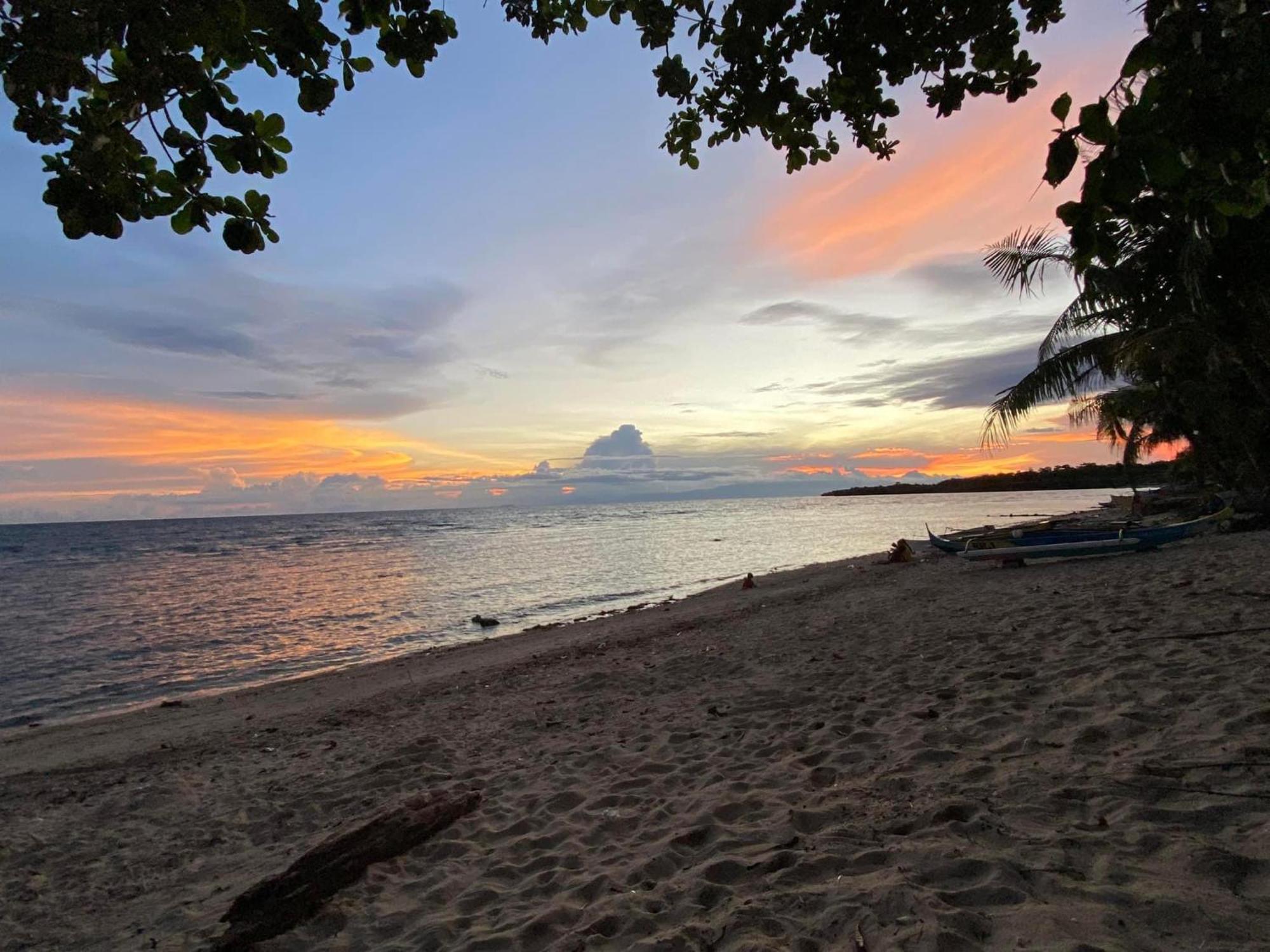 Hola Beach Resort Đảo Đảo Siquijor Ngoại thất bức ảnh